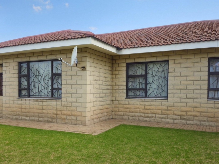 3 Bedroom Property for Sale in Ladybrand Free State
